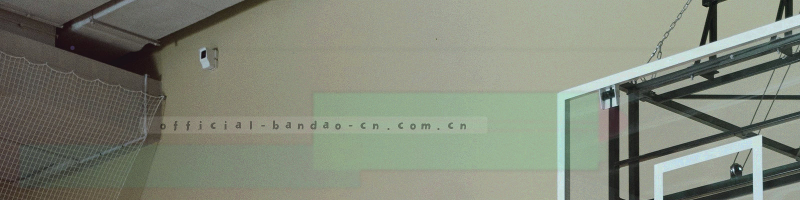 抽象数据锁图标，象征半岛体育对用户信息与账号安全的多层保护